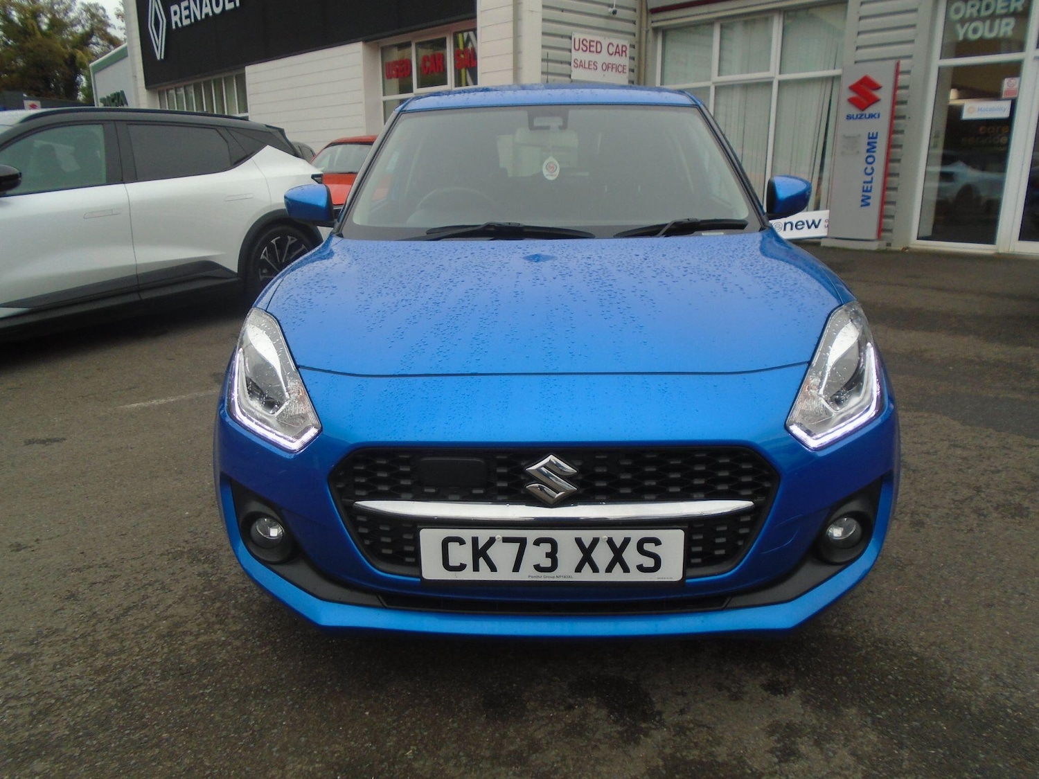 Used Suzuki Swift 2023 for sale - 76646321: Photo 2