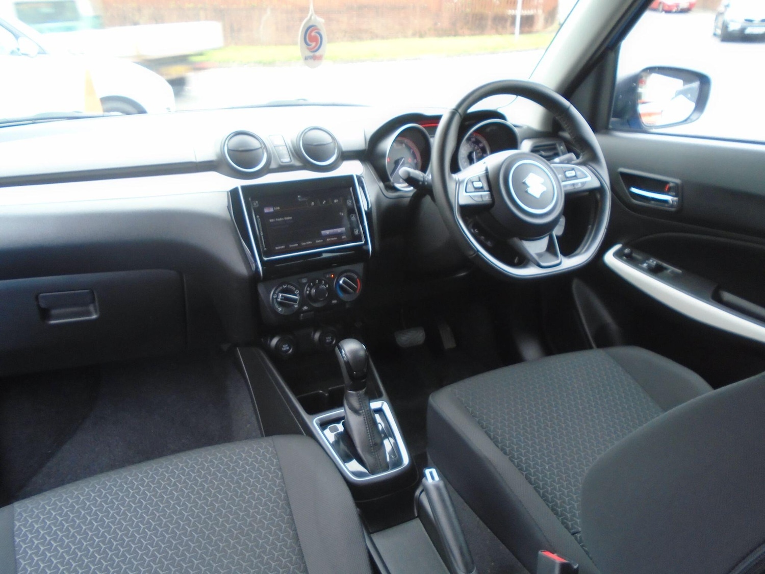 Used Suzuki Swift 2023 for sale - 76646321: Photo 26