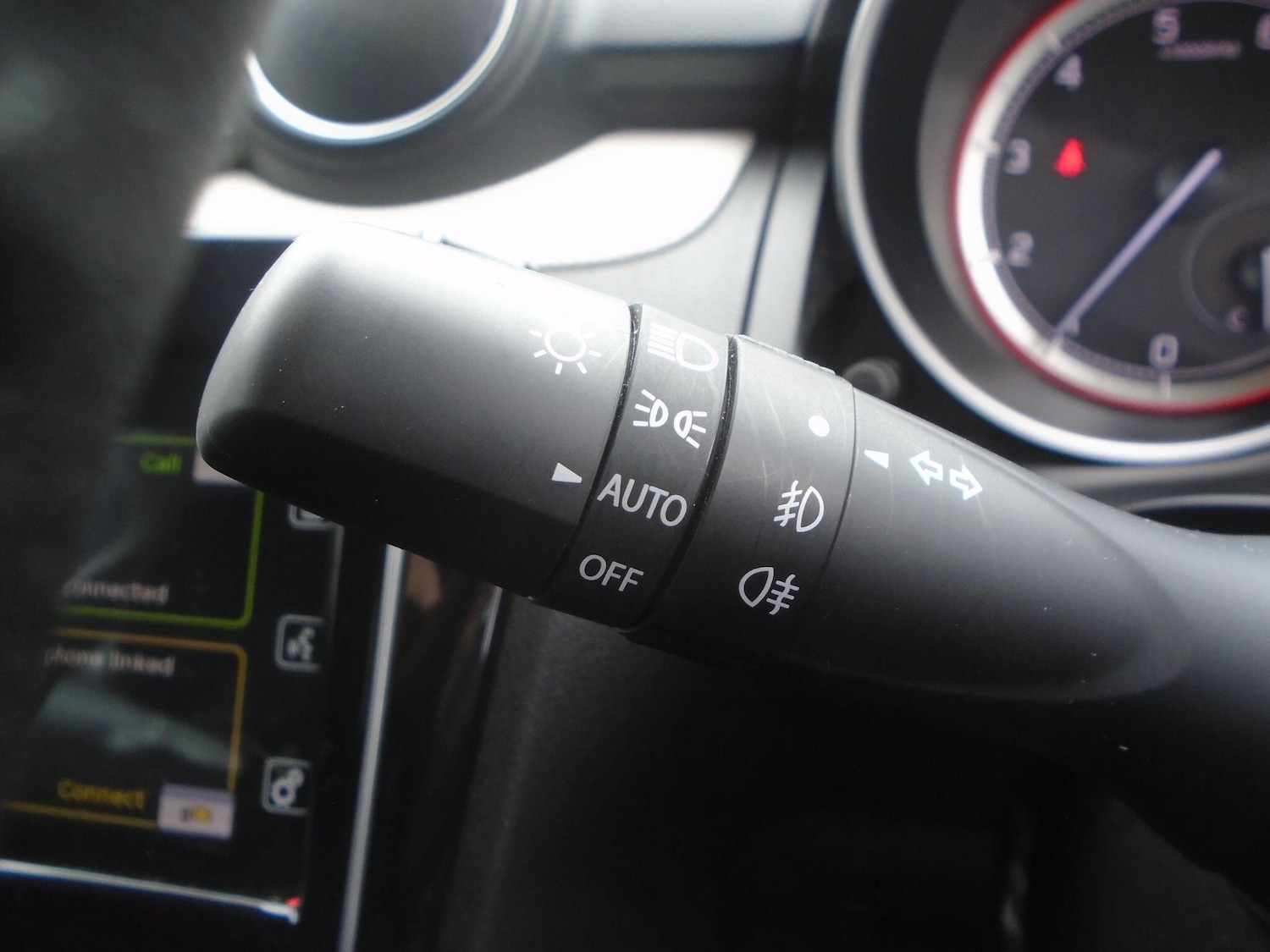 Used Suzuki Swift 2023 for sale - 76646321: Photo 42