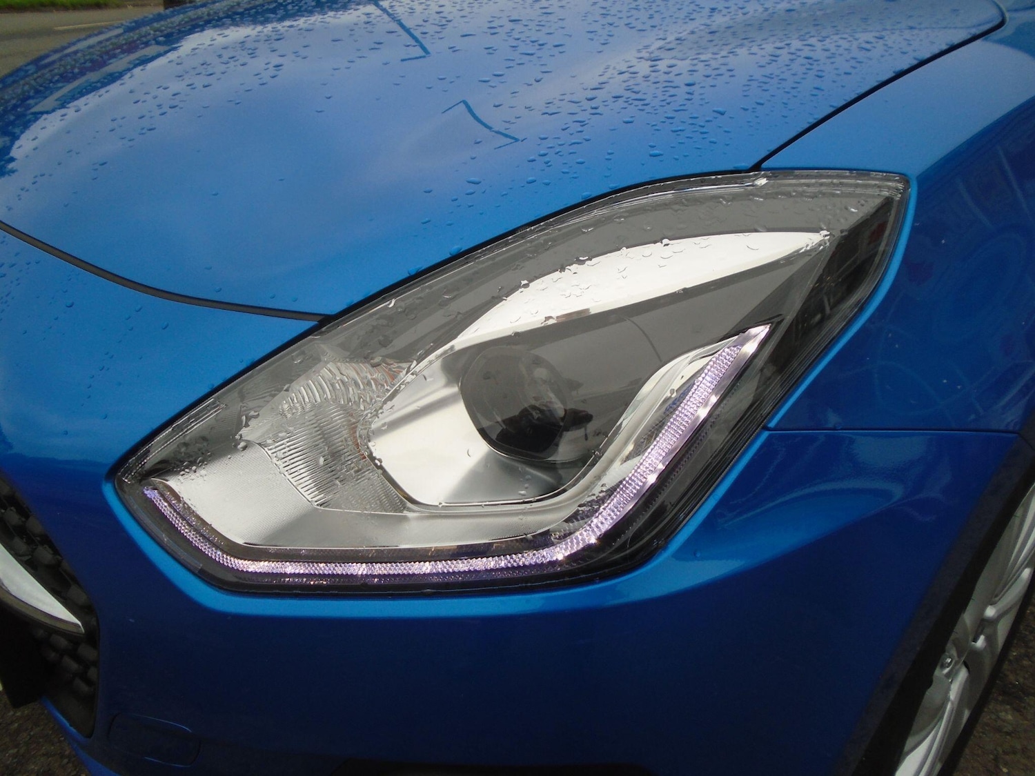 Used Suzuki Swift 2023 for sale - 76646321: Photo 7