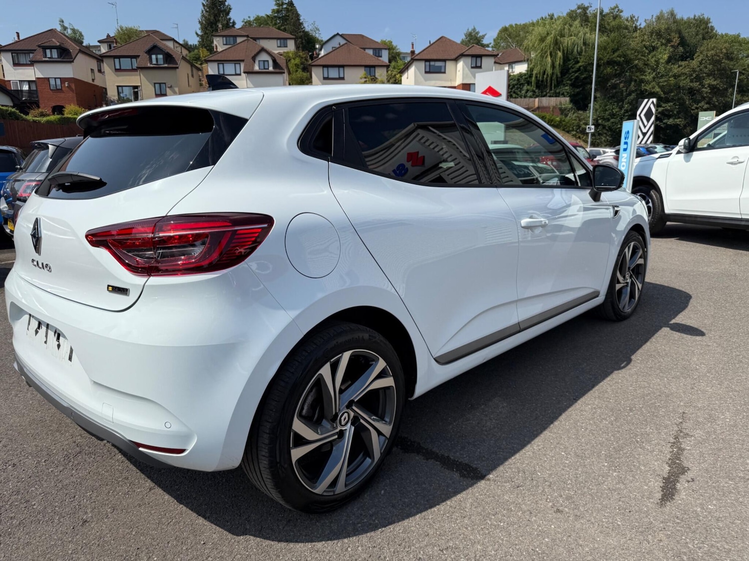 Used Renault Clio 2023 for sale - 76645488: Photo 10