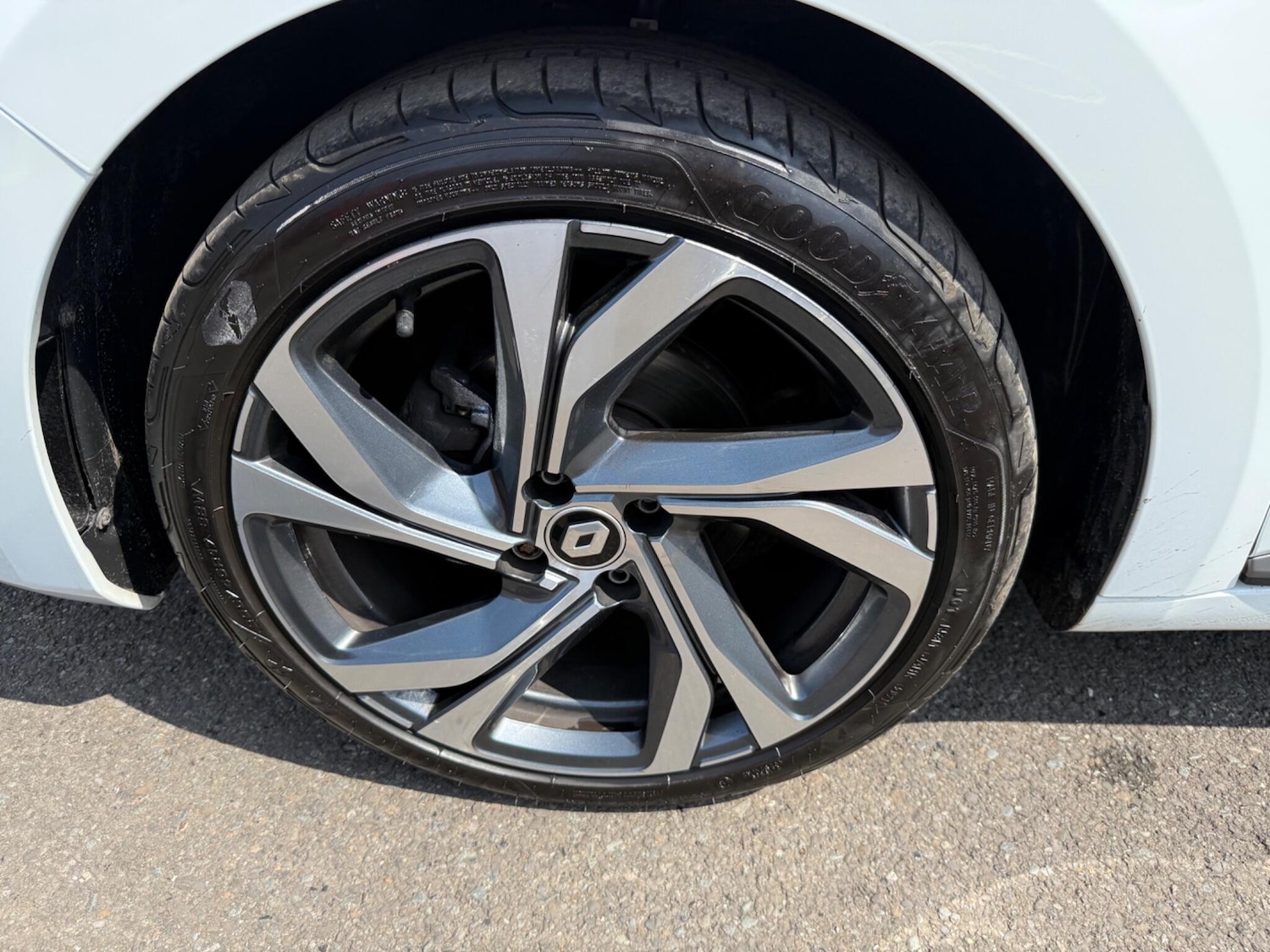 Used Renault Clio 2023 for sale - 76645488: Photo 21