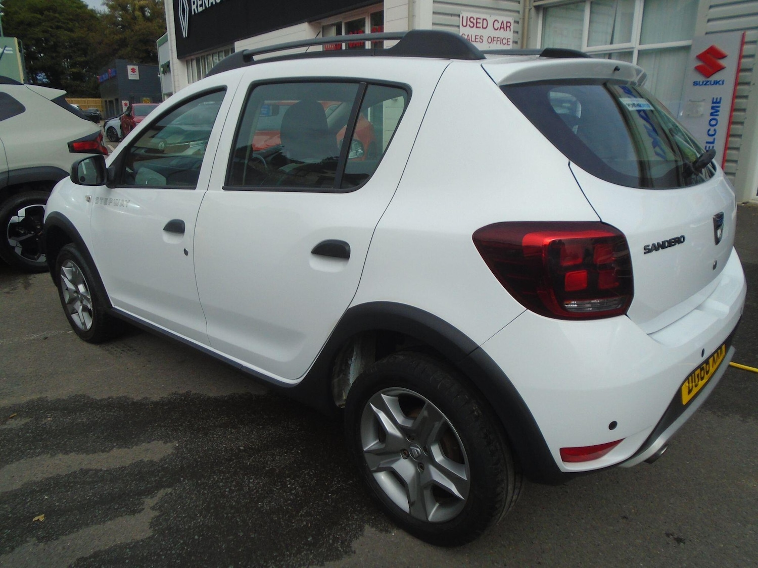 Used Dacia Sandero Stepway 2018 for sale - 76644648: Photo 10