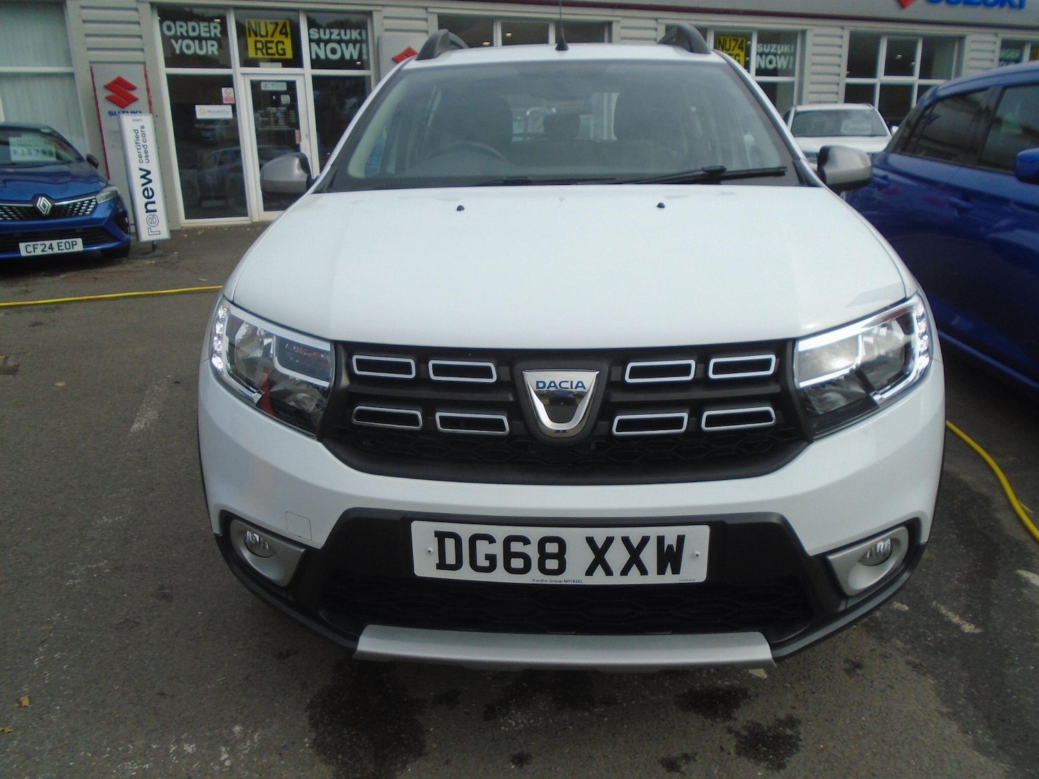 Used Dacia Sandero Stepway 2018 for sale - 76644648: Photo 2