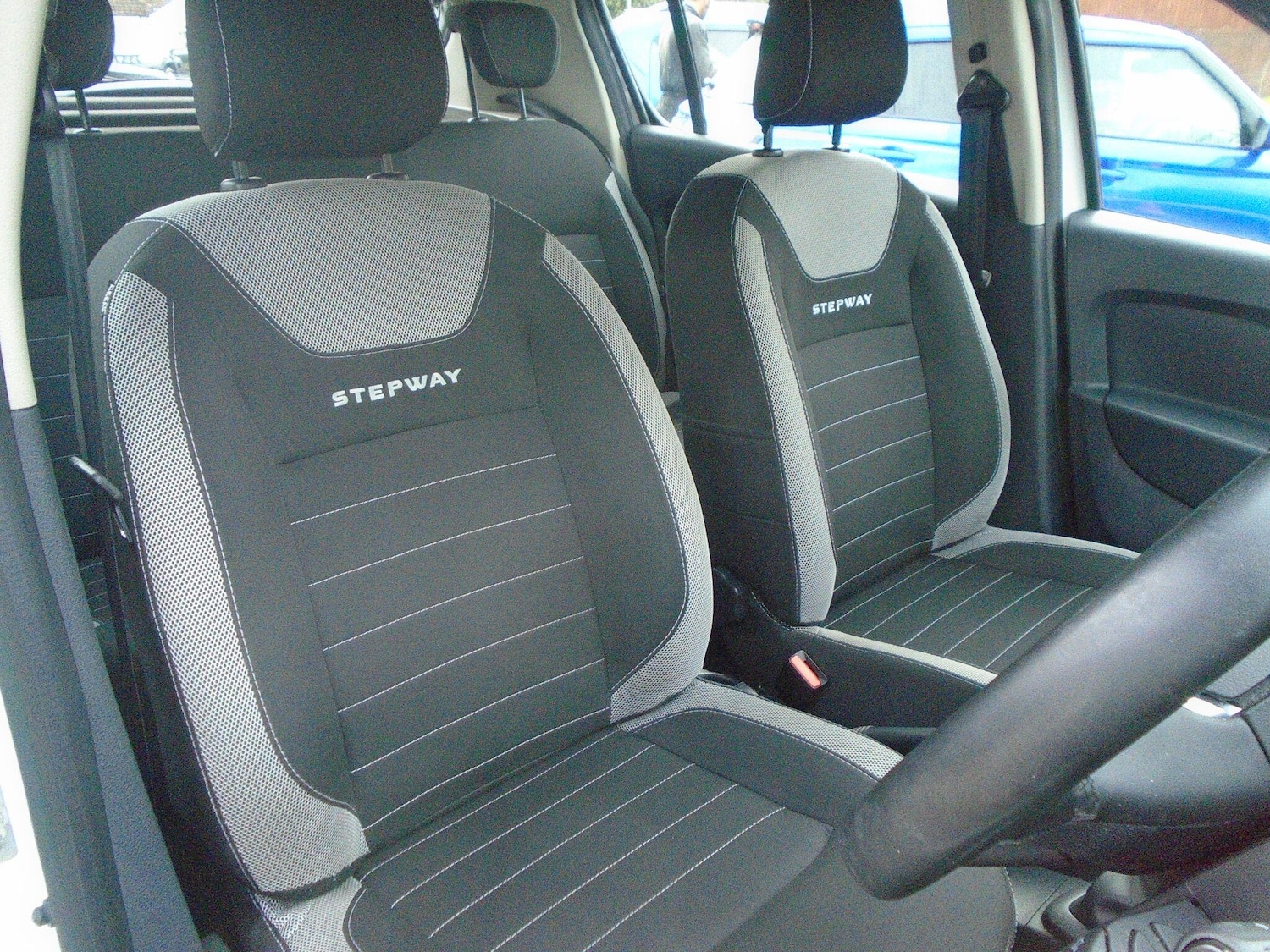 Used Dacia Sandero Stepway 2018 for sale - 76644648: Photo 23