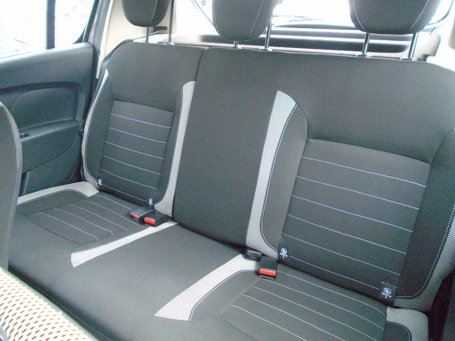 Used Dacia Sandero Stepway 2018 for sale - 76644648: Photo 32