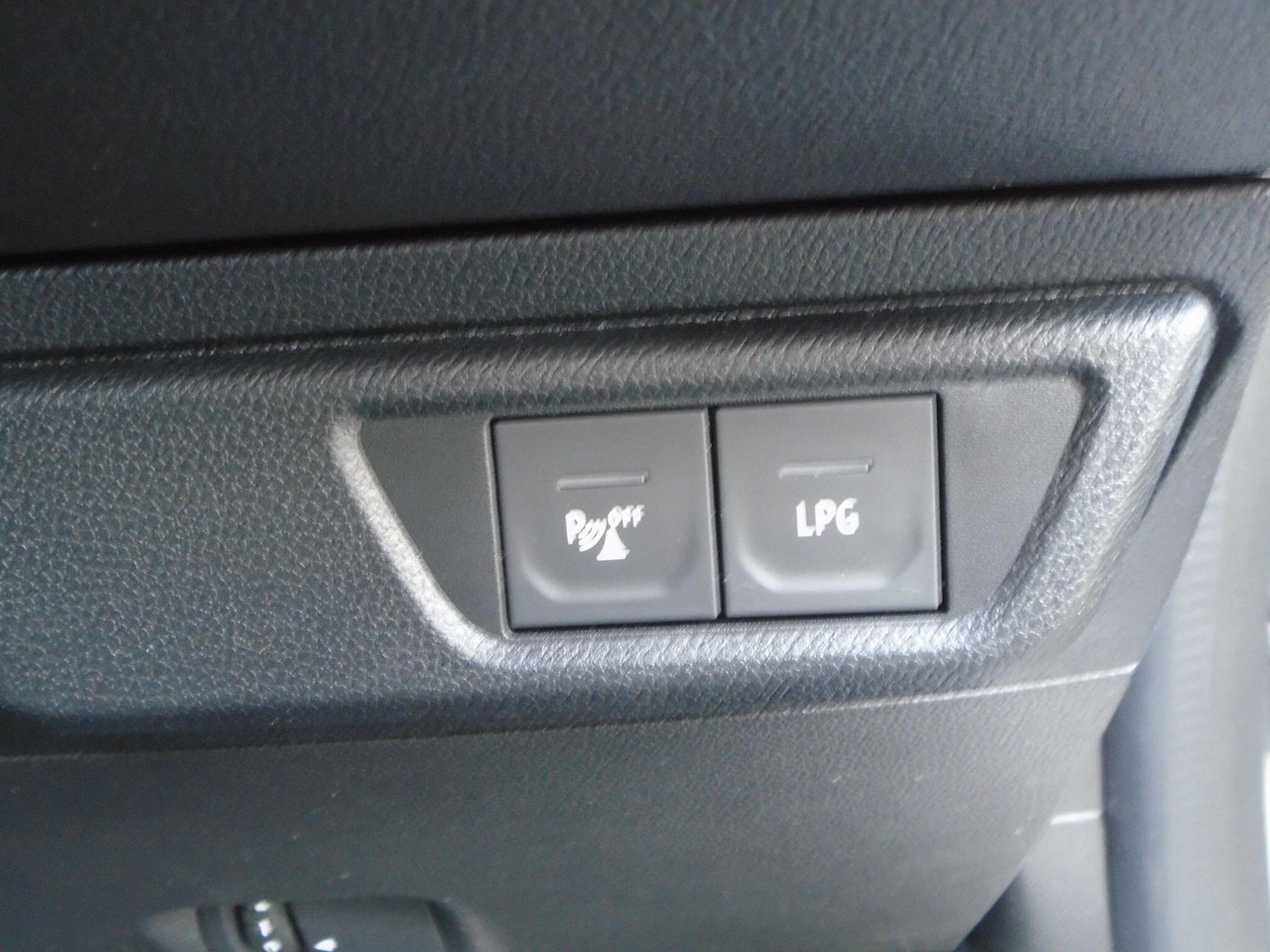 Used Dacia Sandero Stepway 2024 for sale - 77550742: Photo 43