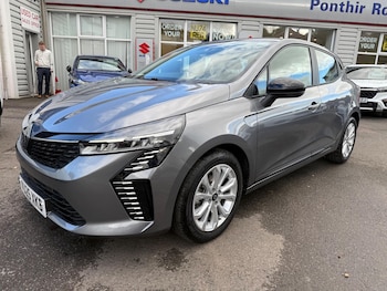 Used Renault Clio 2025 for sale - 76388526: Photo