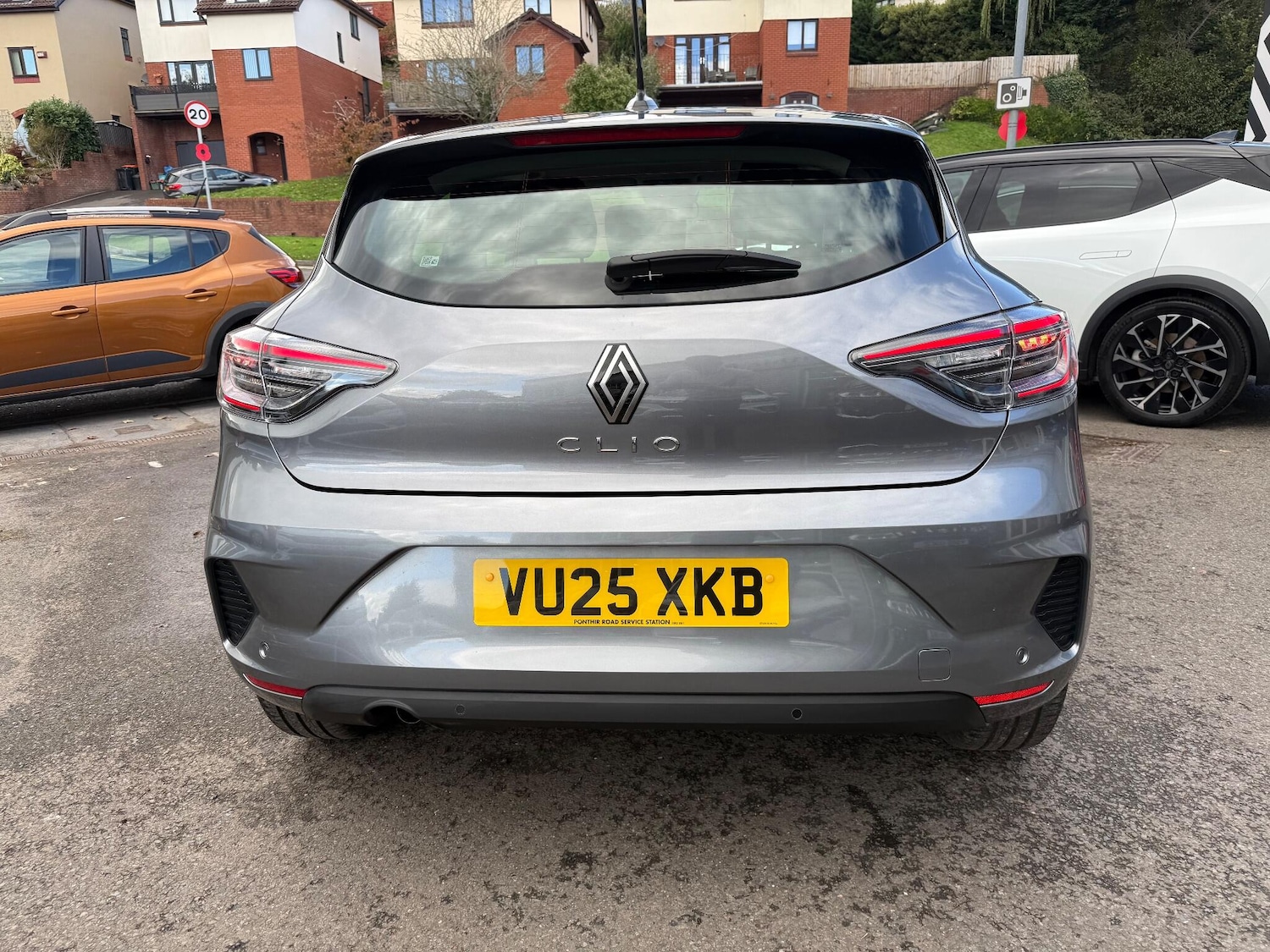 Used Renault Clio 2025 for sale - 76388526: Photo 7