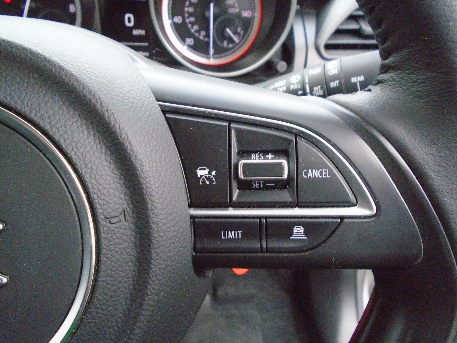 Used Suzuki Swift 2023 for sale - 77029902: Photo 35