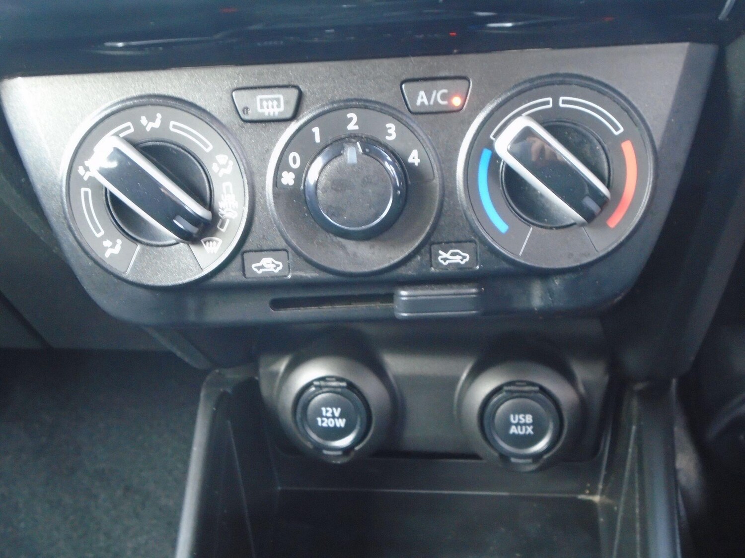 Used Suzuki Swift 2023 for sale - 77839764: Photo 36