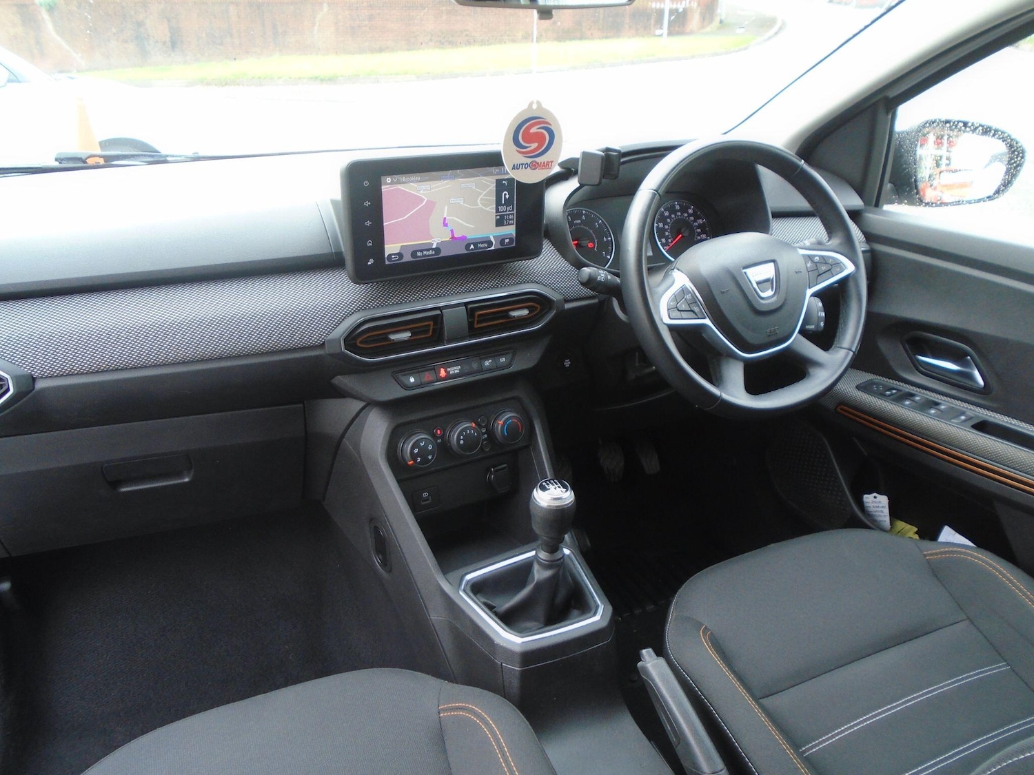 Used Dacia Sandero Stepway 2021 for sale - 76425189: Photo 28