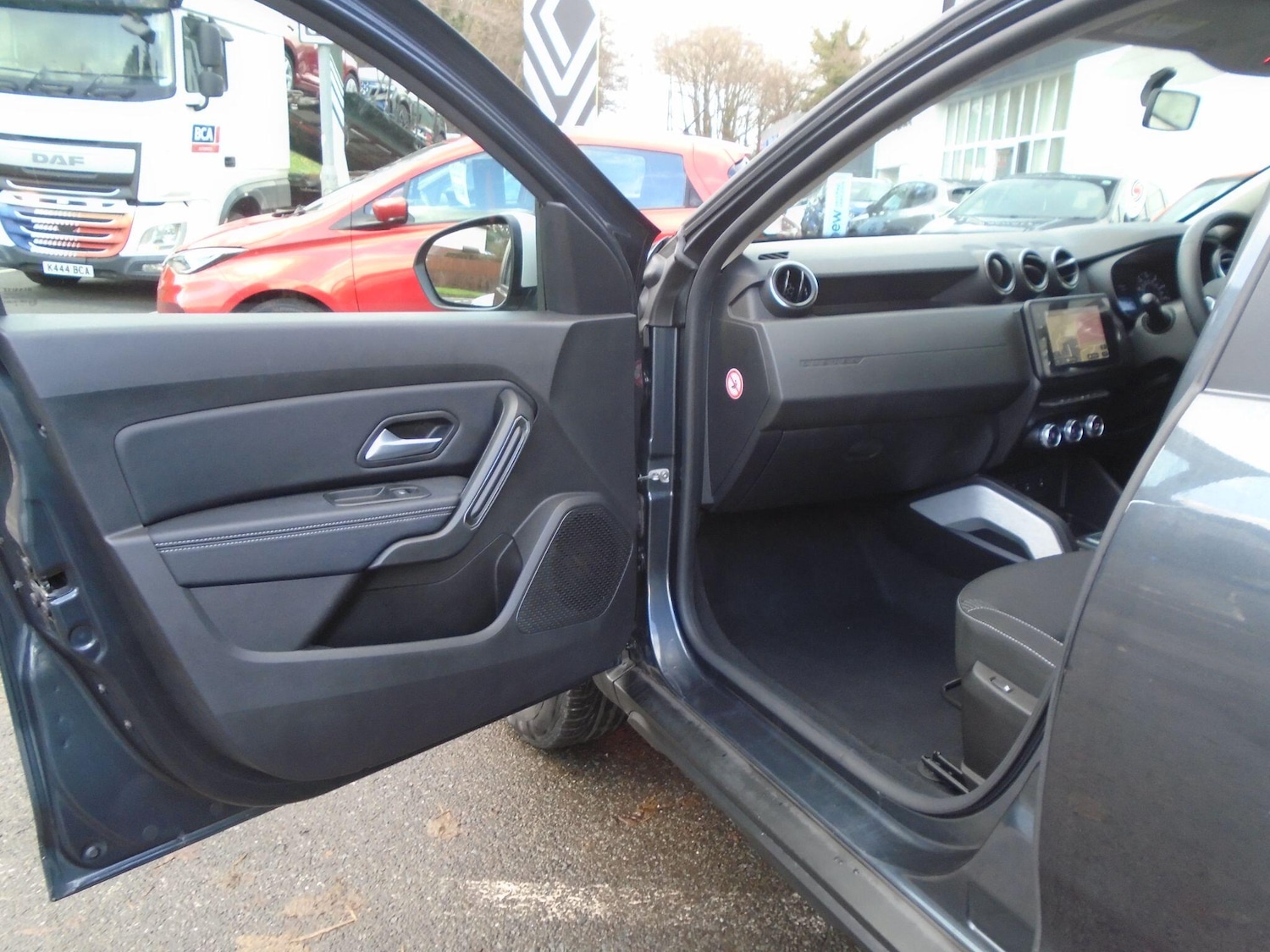 Used Dacia Duster 2022 for sale - 76898932: Photo 28