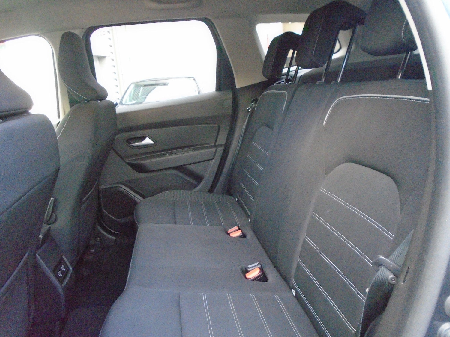 Used Dacia Duster 2022 for sale - 76898932: Photo 34