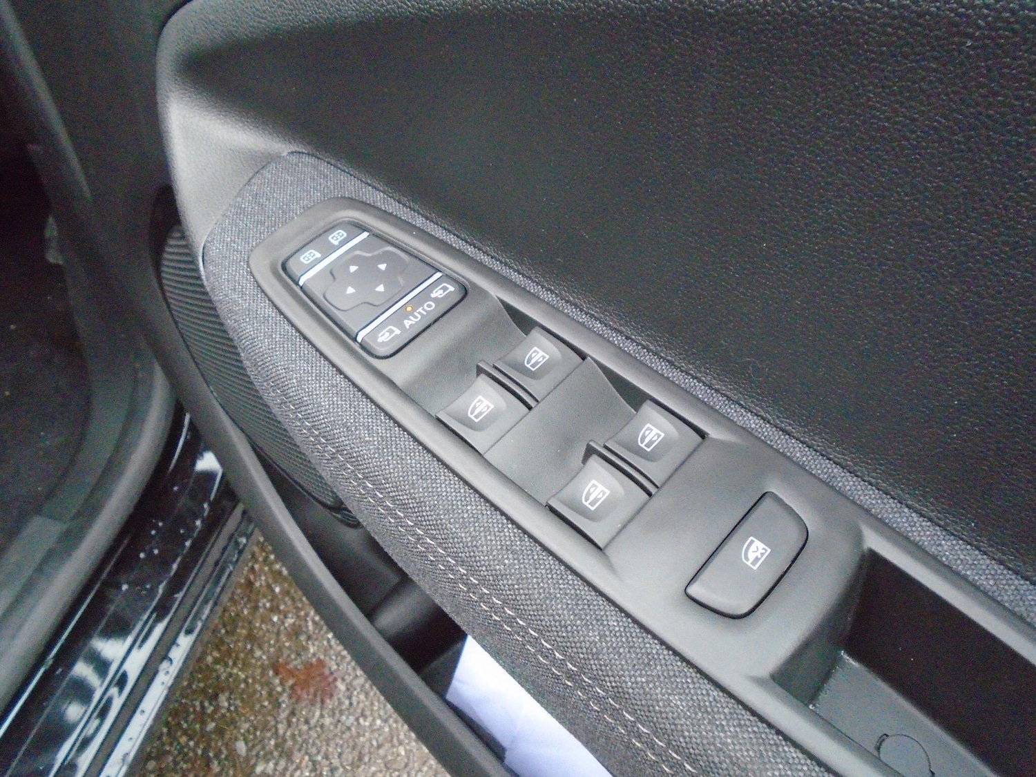 Used Renault Zoe 2022 for sale - 77612510: Photo 37