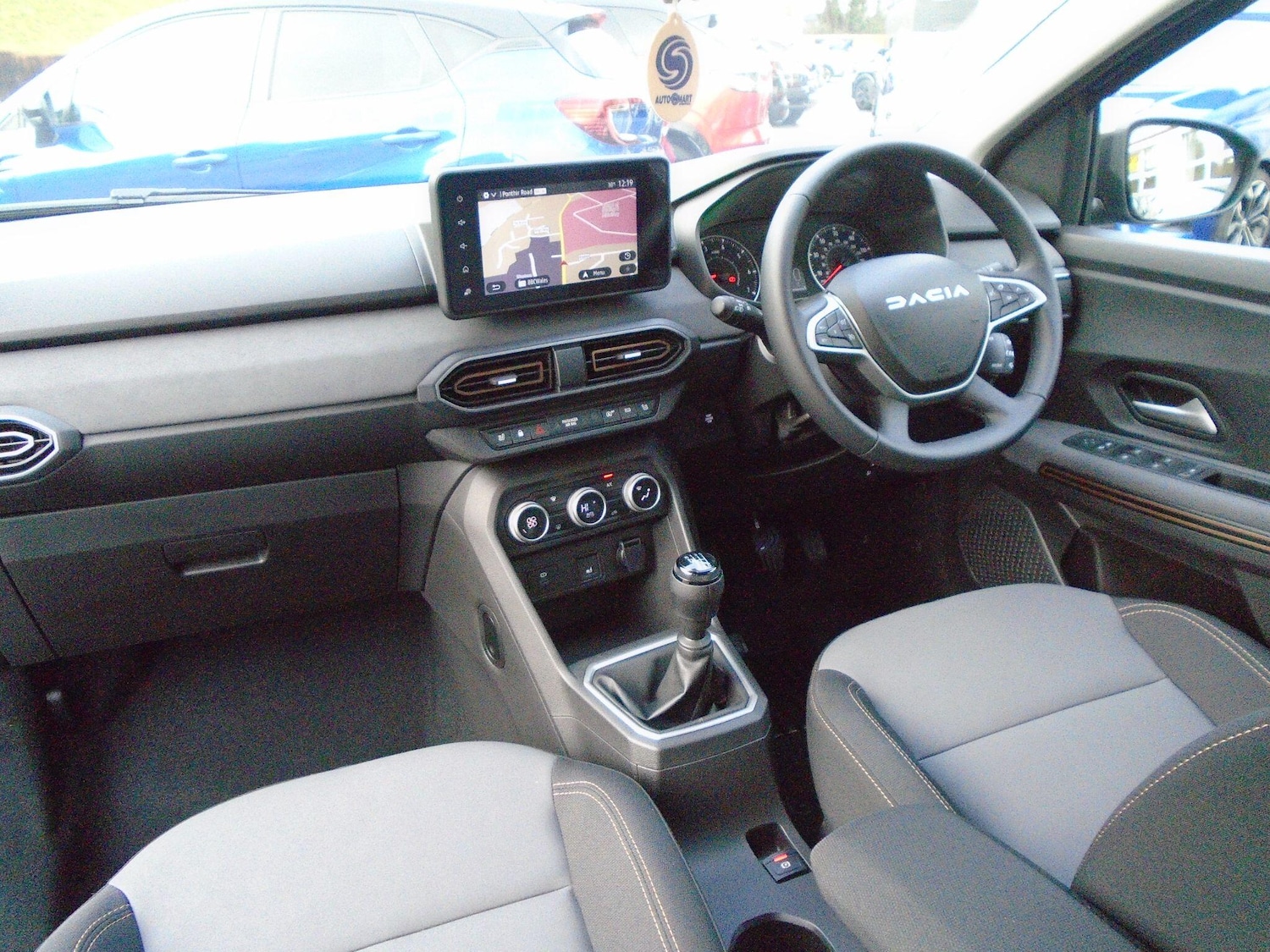 Used Dacia Sandero Stepway 2025 for sale - 77091894: Photo 31