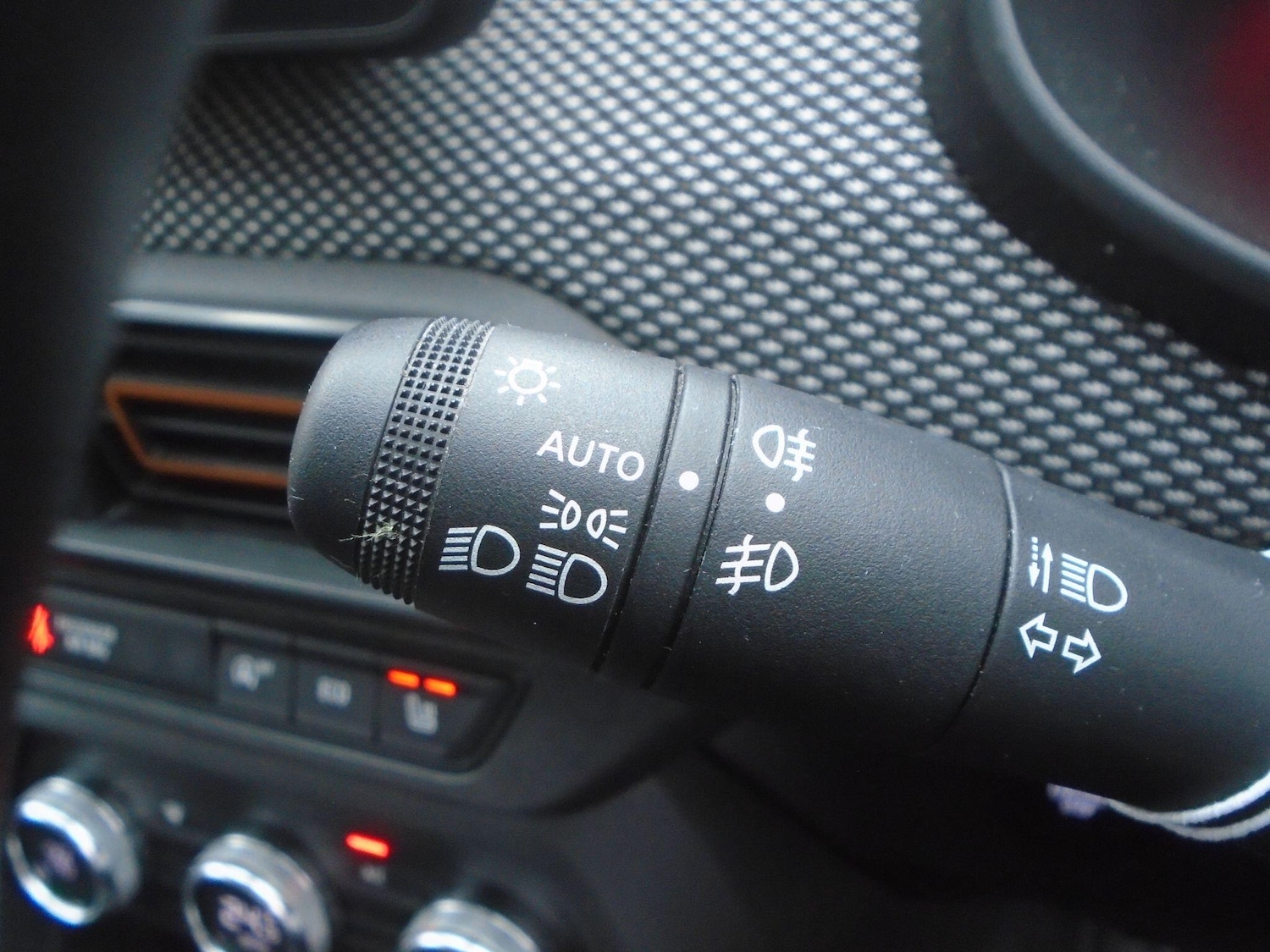 Used Dacia Sandero Stepway 2022 for sale - 76370730: Photo 43