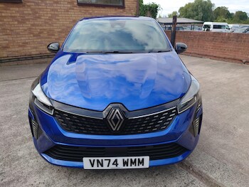 Used Renault Clio 2024 for sale - 76988741: Photo