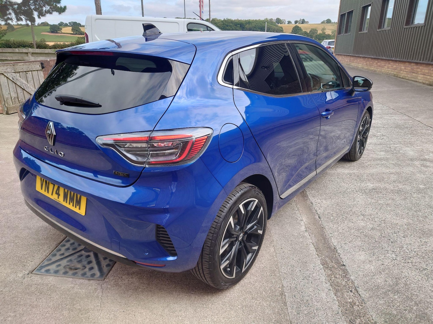 Used Renault Clio 2024 for sale - 76988741: Photo 8