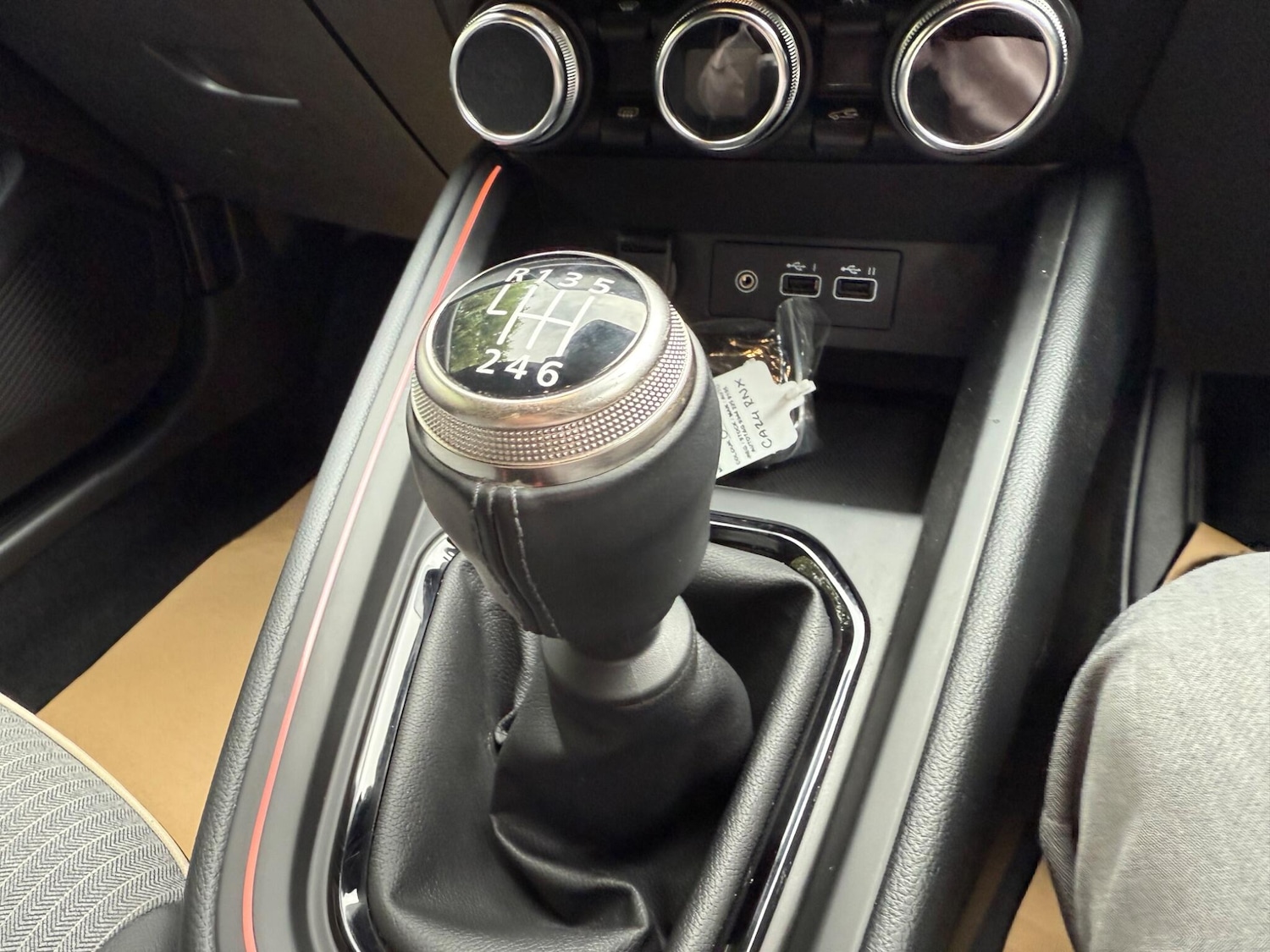 Used Renault Clio 2024 for sale - 76644995: Photo 13