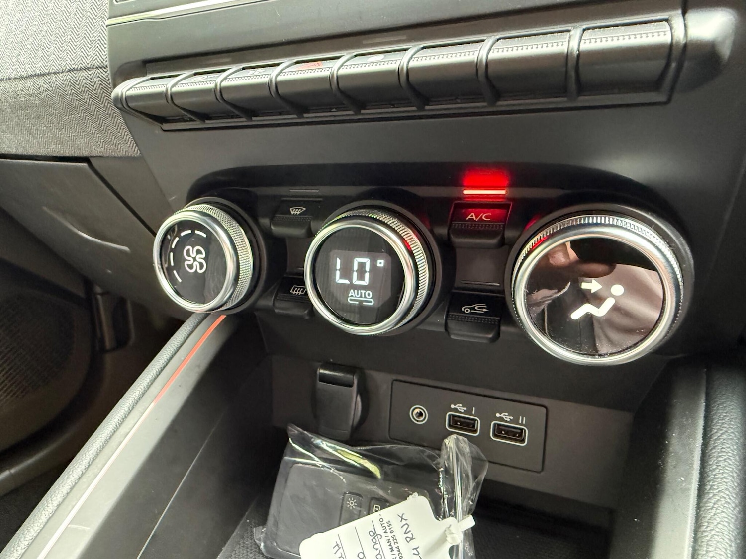 Used Renault Clio 2024 for sale - 76644995: Photo 14