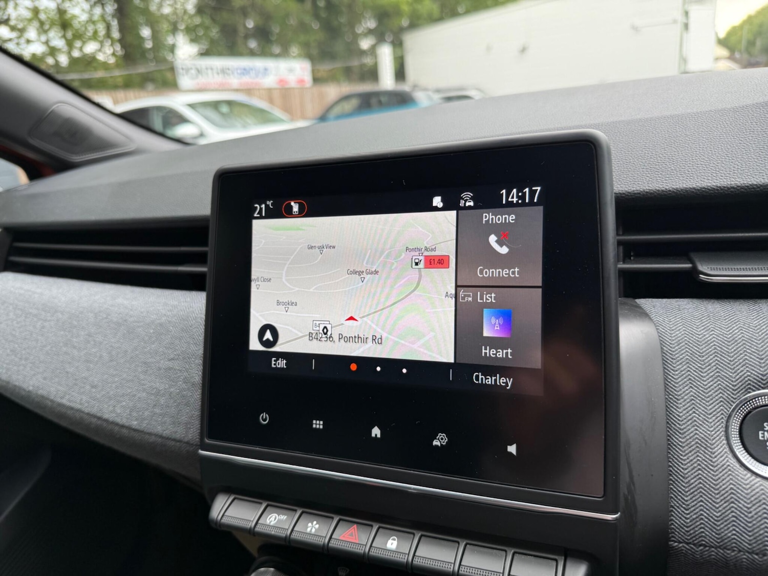 Used Renault Clio 2024 for sale - 76644995: Photo 30