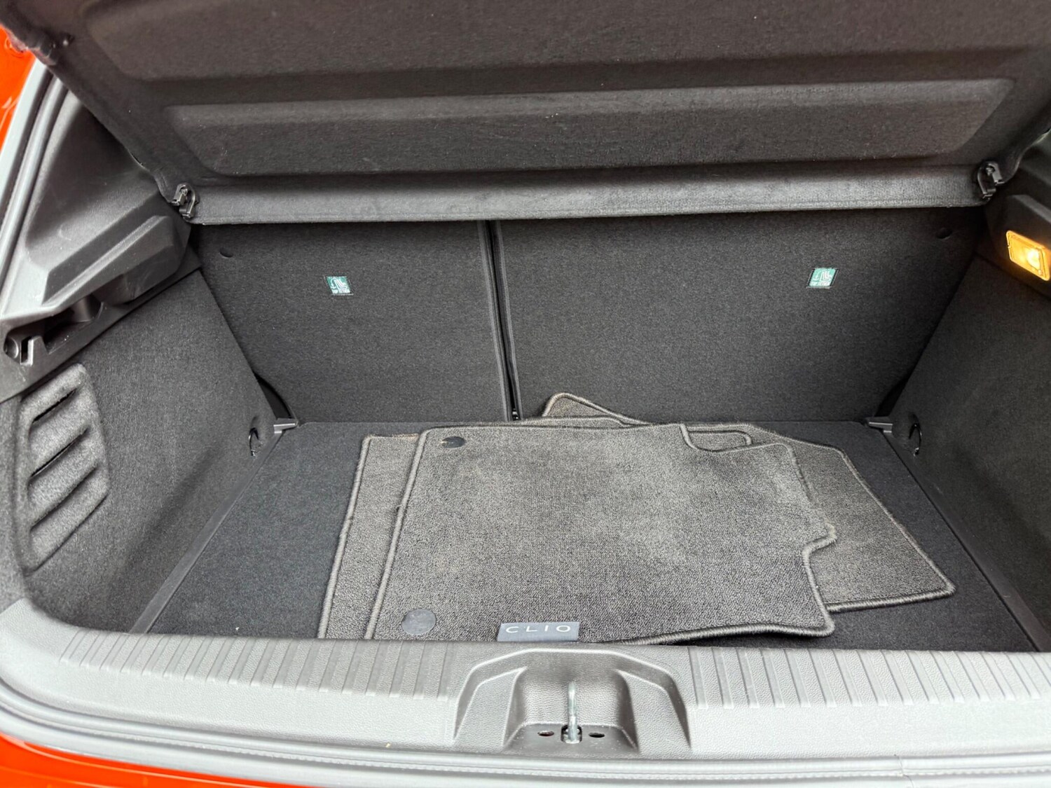 Used Renault Clio 2024 for sale - 76644995: Photo 34