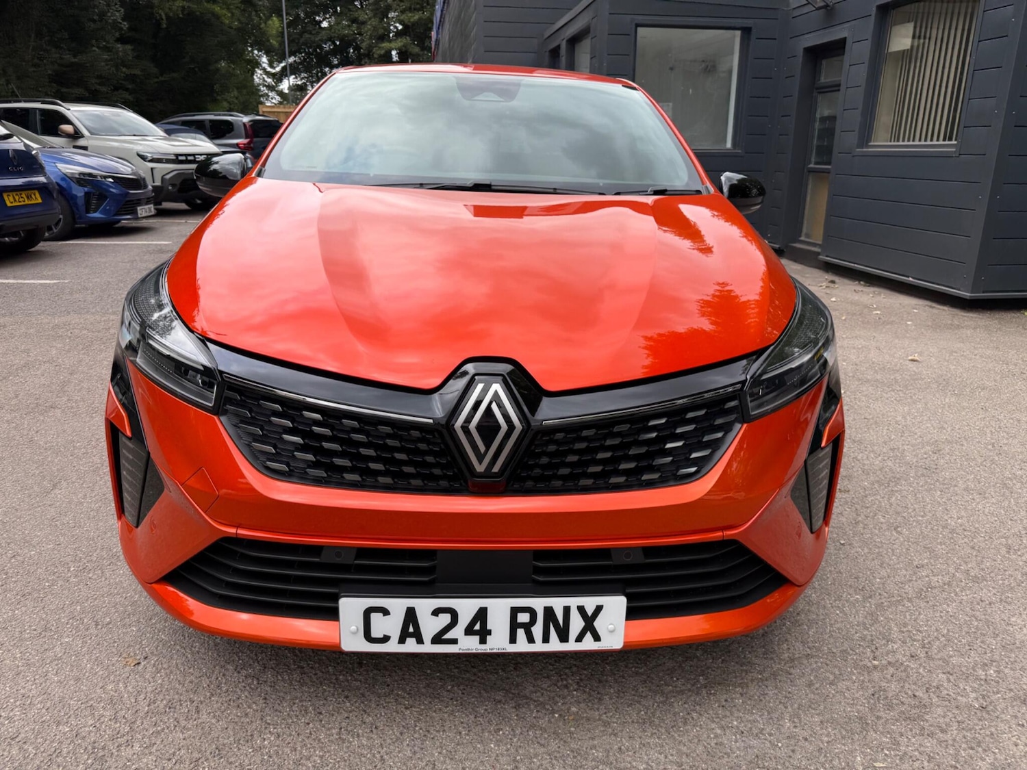 Used Renault Clio 2024 for sale - 76644995: Photo 6