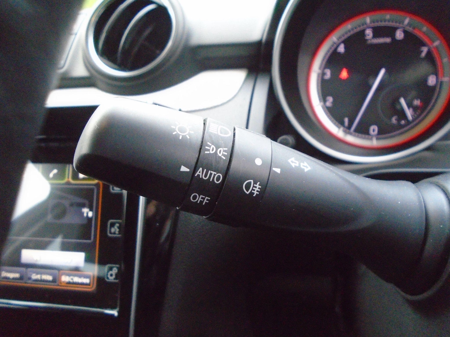 Used Suzuki Swift 2023 for sale - 76913497: Photo 37