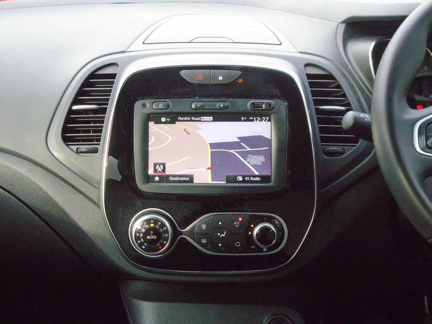 Used Renault Captur 2020 for sale - 77203627: Photo 37