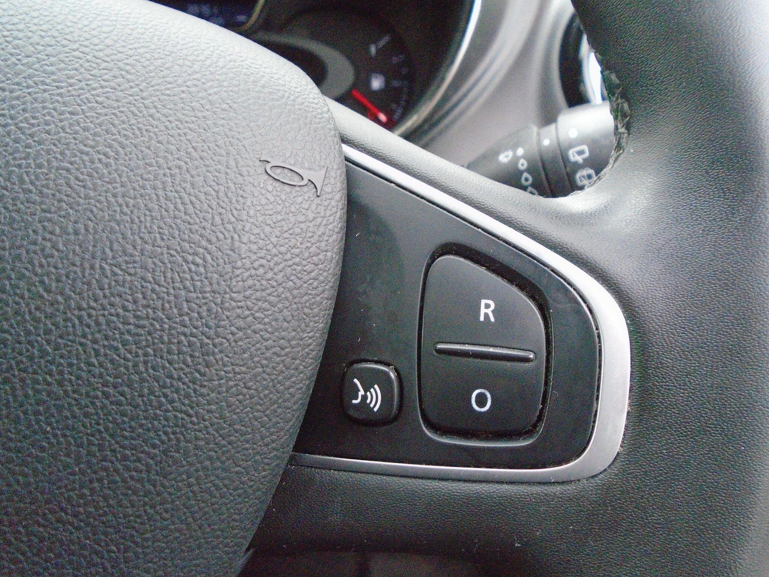 Used Renault Captur 2020 for sale - 77203627: Photo 47