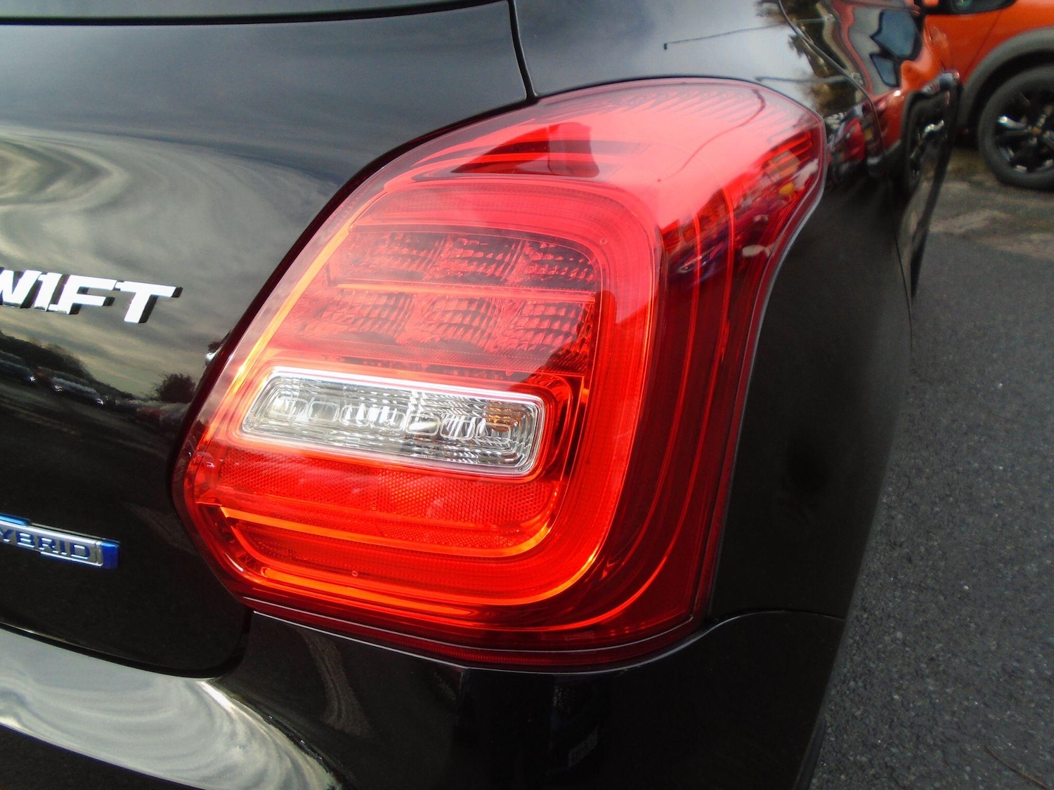 Used Suzuki Swift 2023 for sale - 77203235: Photo 11