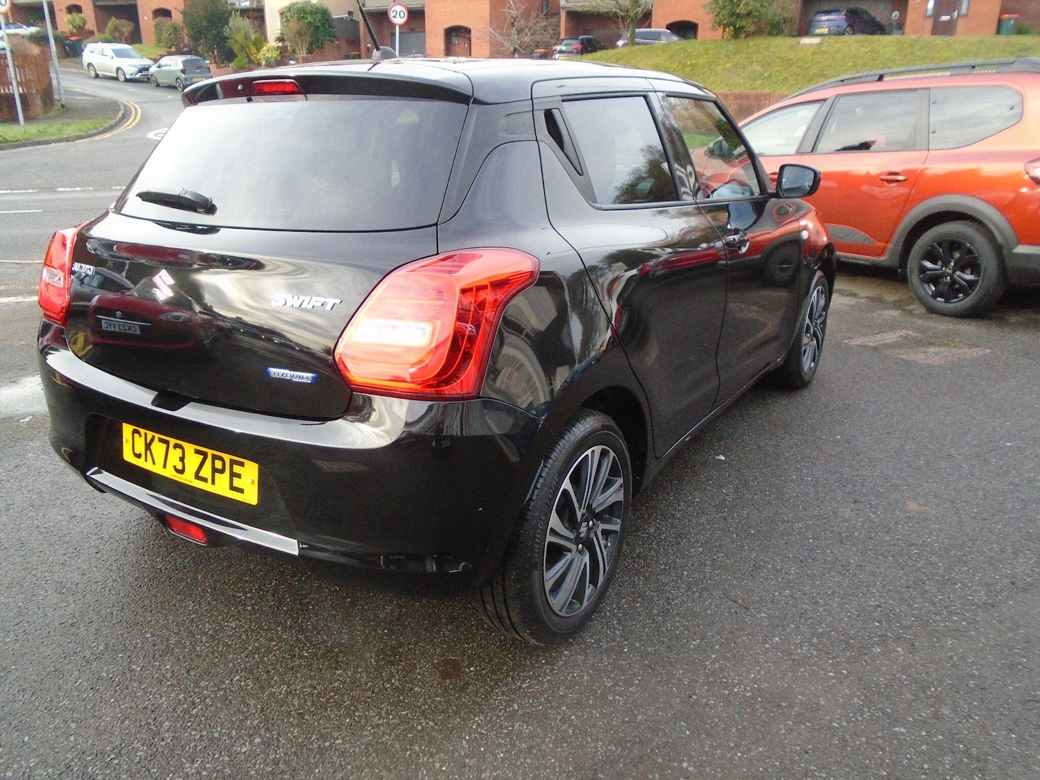 Used Suzuki Swift 2023 for sale - 77203235: Photo 12