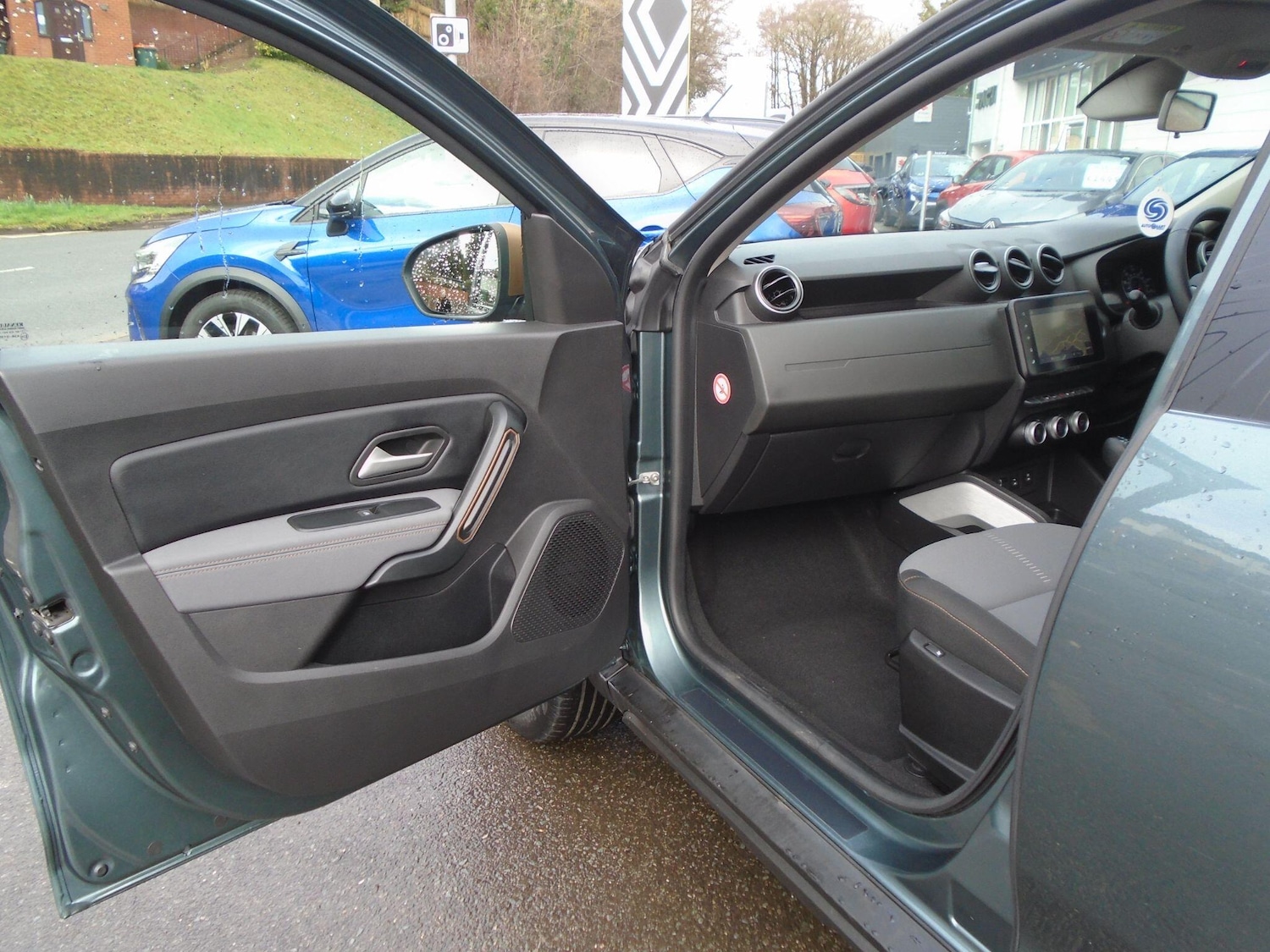 Used Dacia Duster 2024 for sale - 77549546: Photo 31