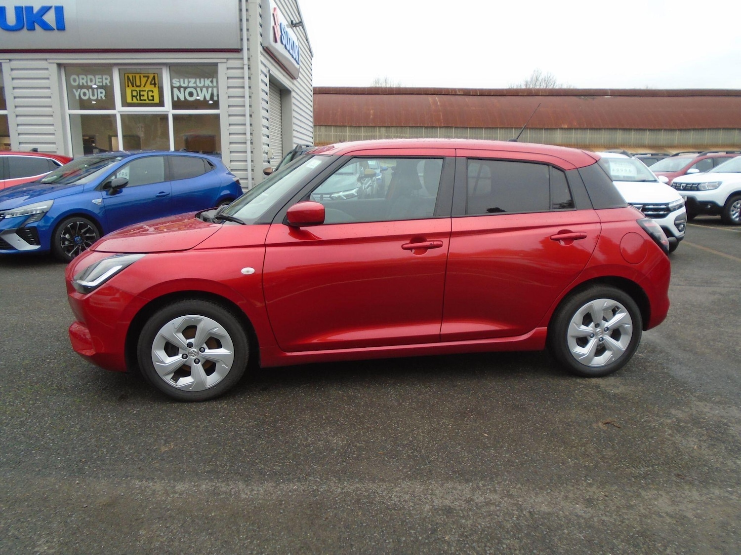 Used Suzuki Swift 2024 for sale - 77411260: Photo 4