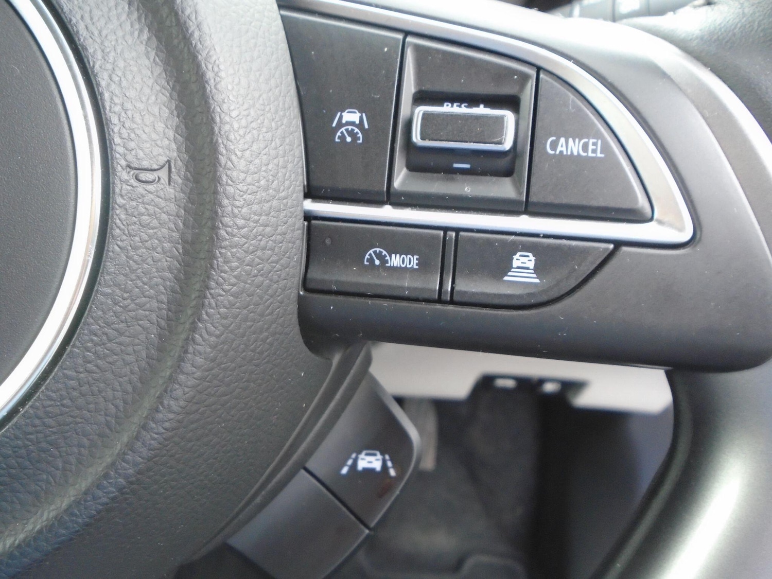 Used Suzuki Swift 2024 for sale - 76101001: Photo 50