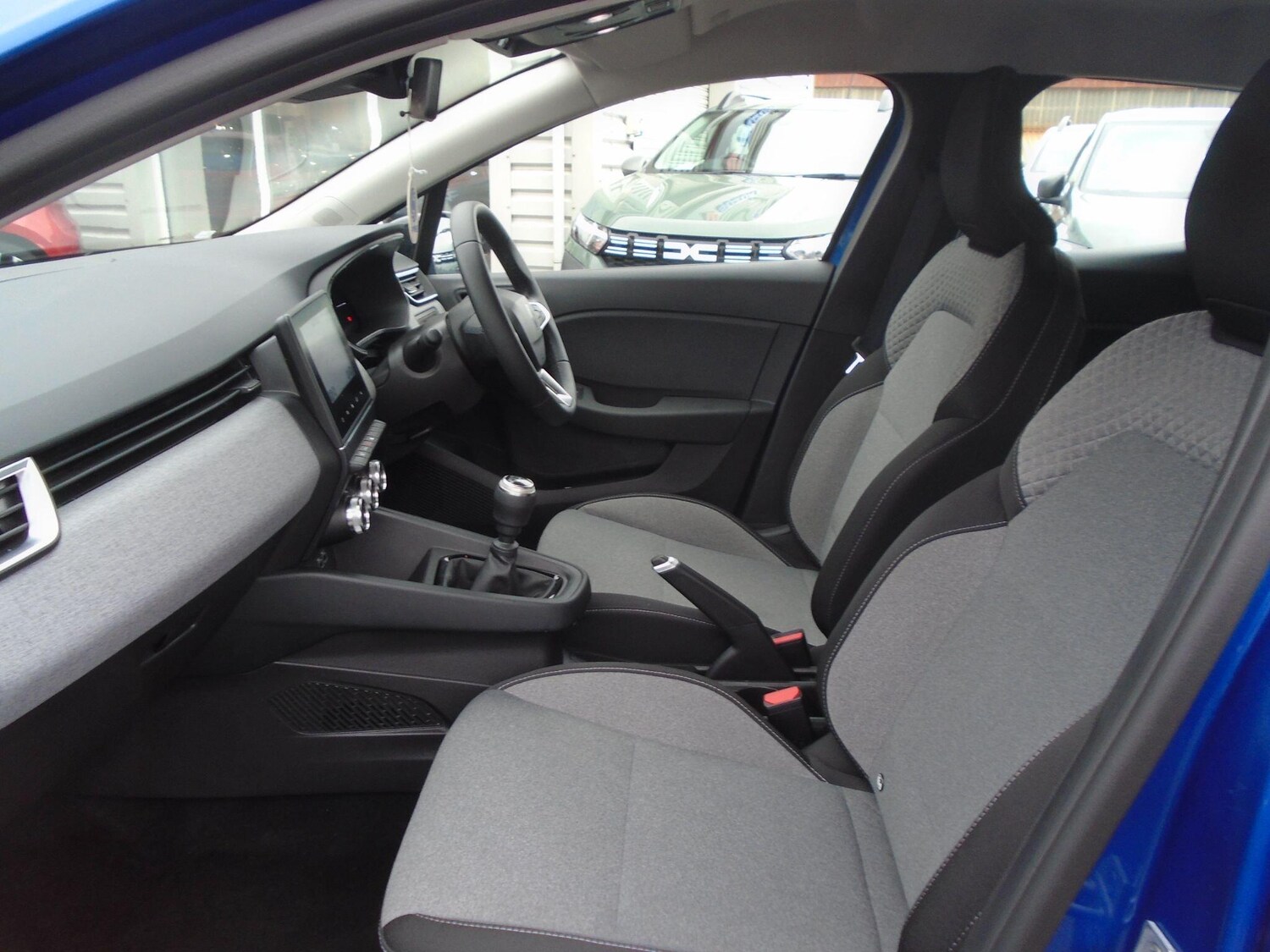 Used Renault Clio for sale - 77683499: Photo 27