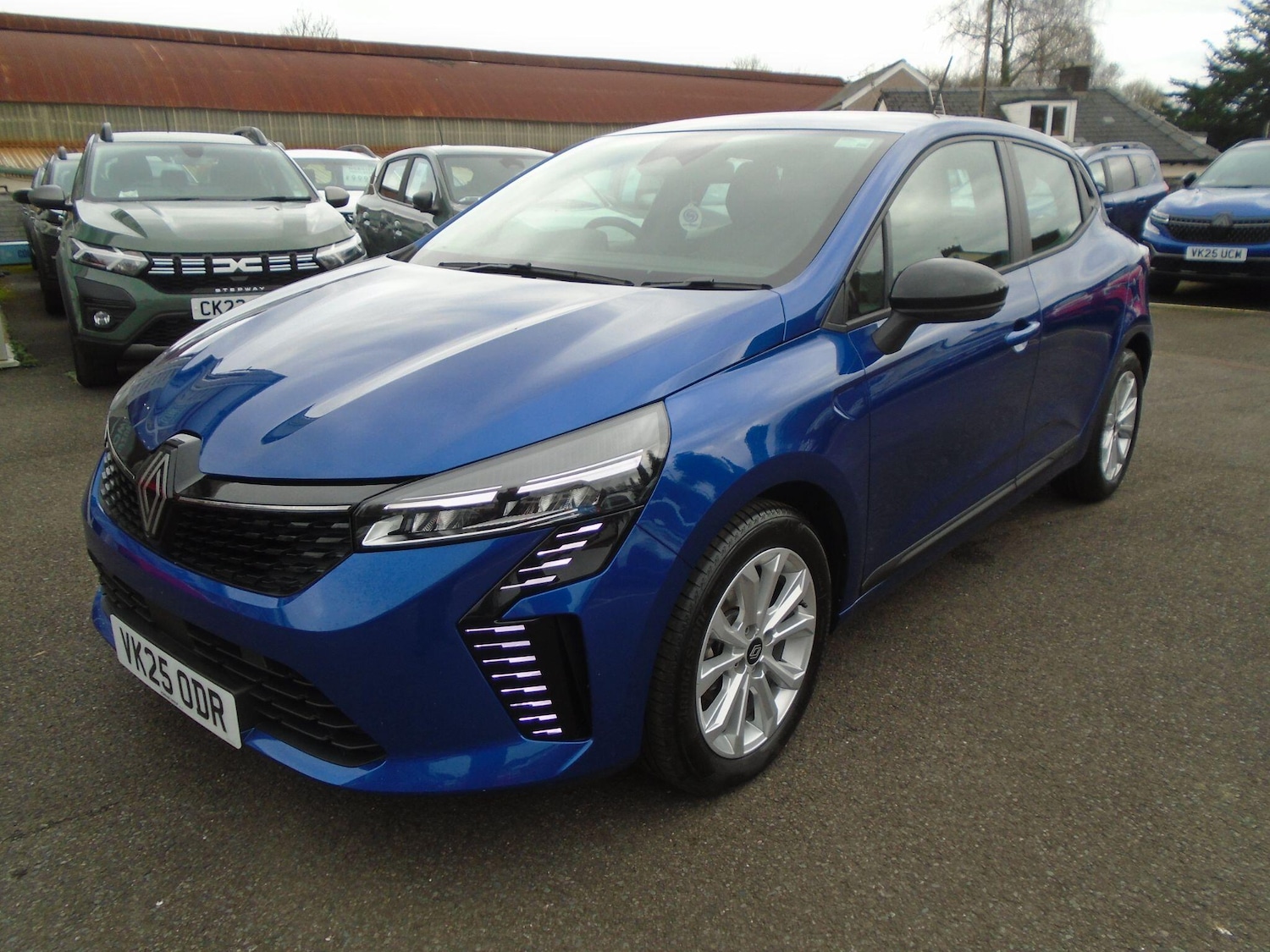 Used Renault Clio for sale - 77683499: Photo 3