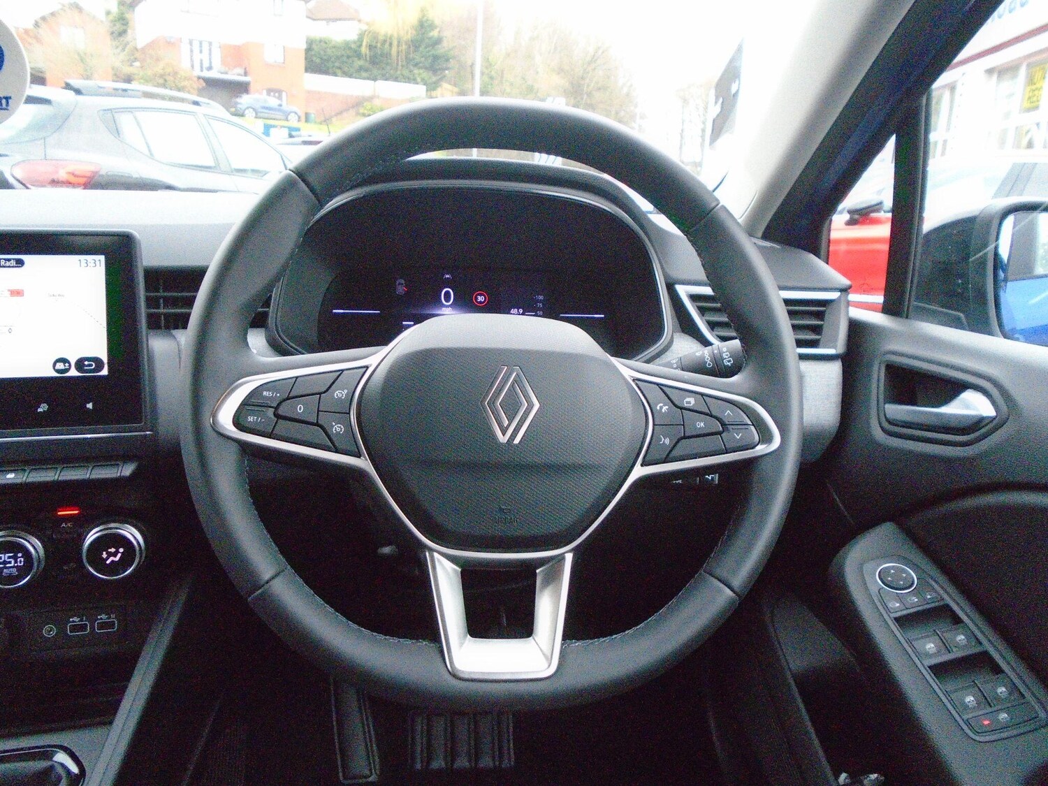 Used Renault Clio for sale - 77683499: Photo 33