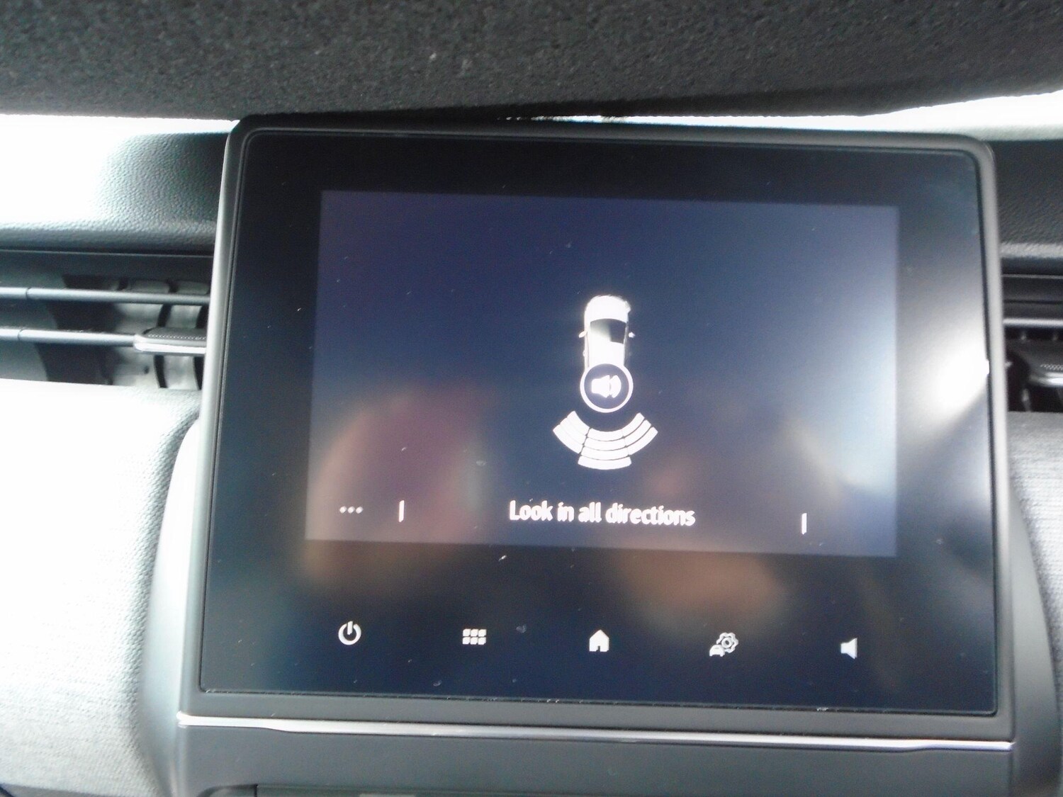 Used Renault Clio for sale - 77683499: Photo 37