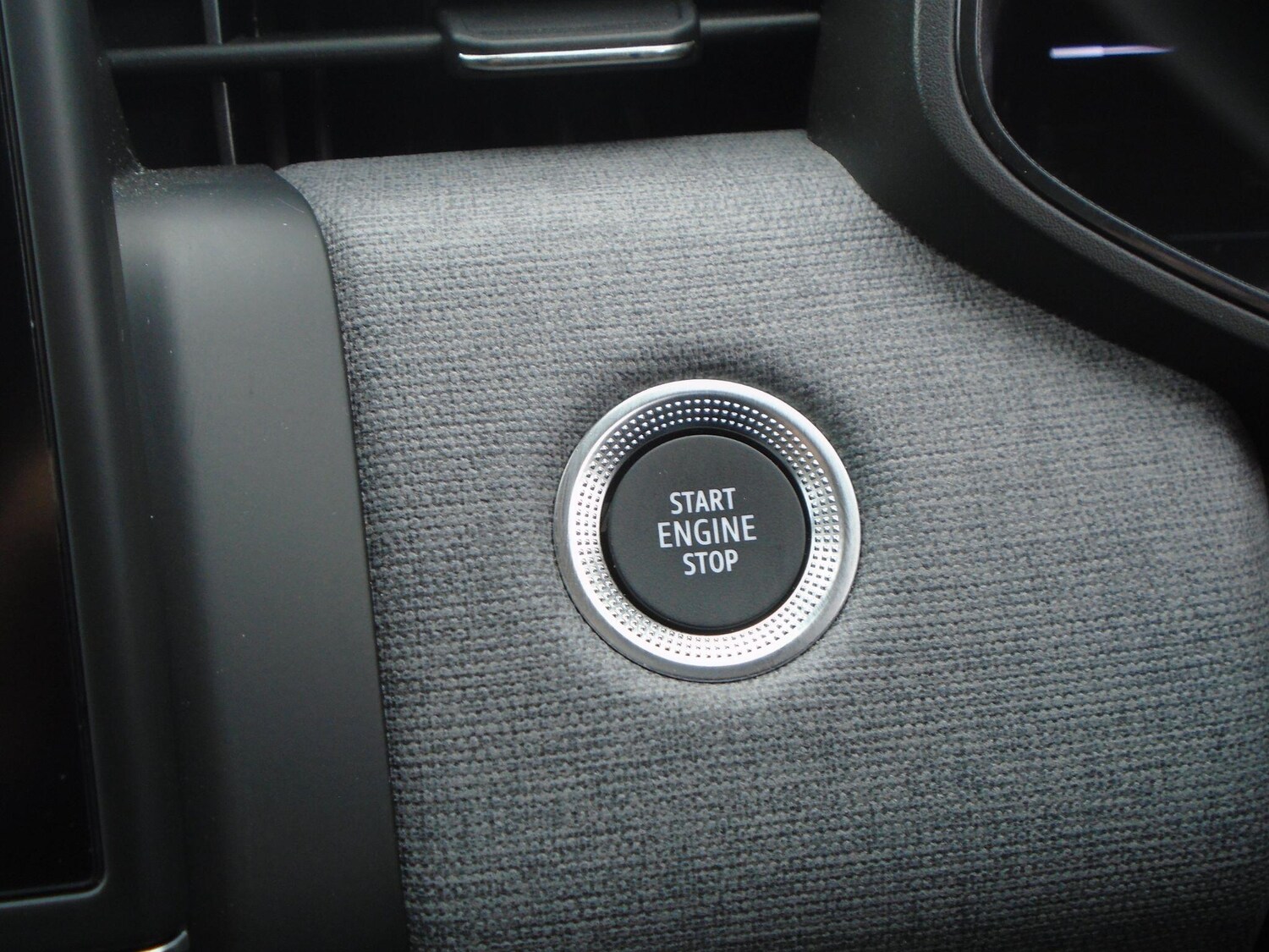 Used Renault Clio for sale - 77683499: Photo 43