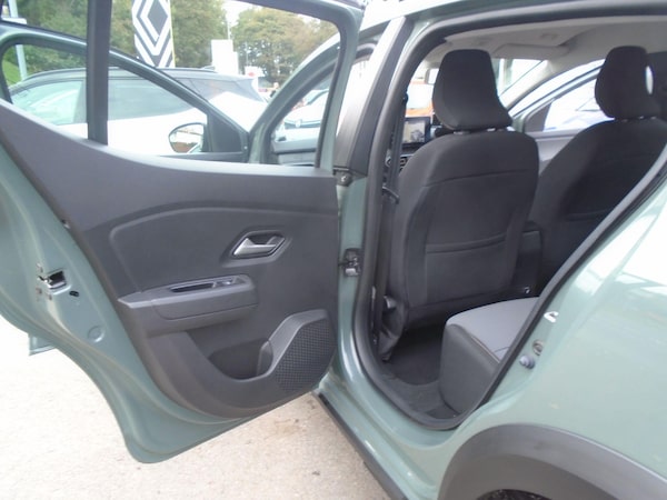 Used Dacia Sandero Stepway 2023 for sale - 76306858: Photo 32