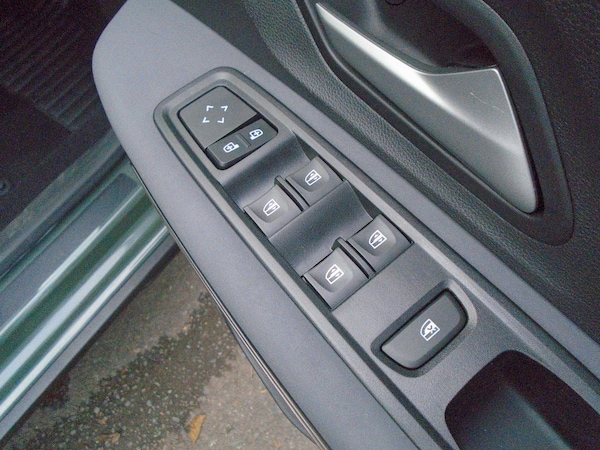 Used Dacia Sandero Stepway 2023 for sale - 76306858: Photo 46