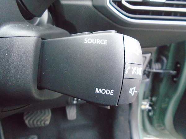 Used Dacia Sandero Stepway 2023 for sale - 76306858: Photo 53