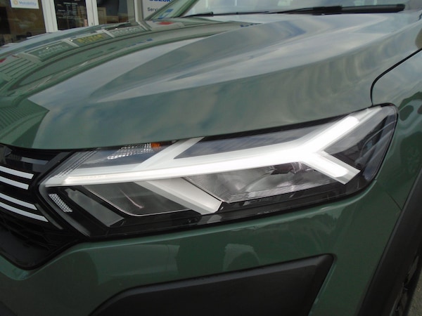 Used Dacia Sandero Stepway 2023 for sale - 76306858: Photo 7