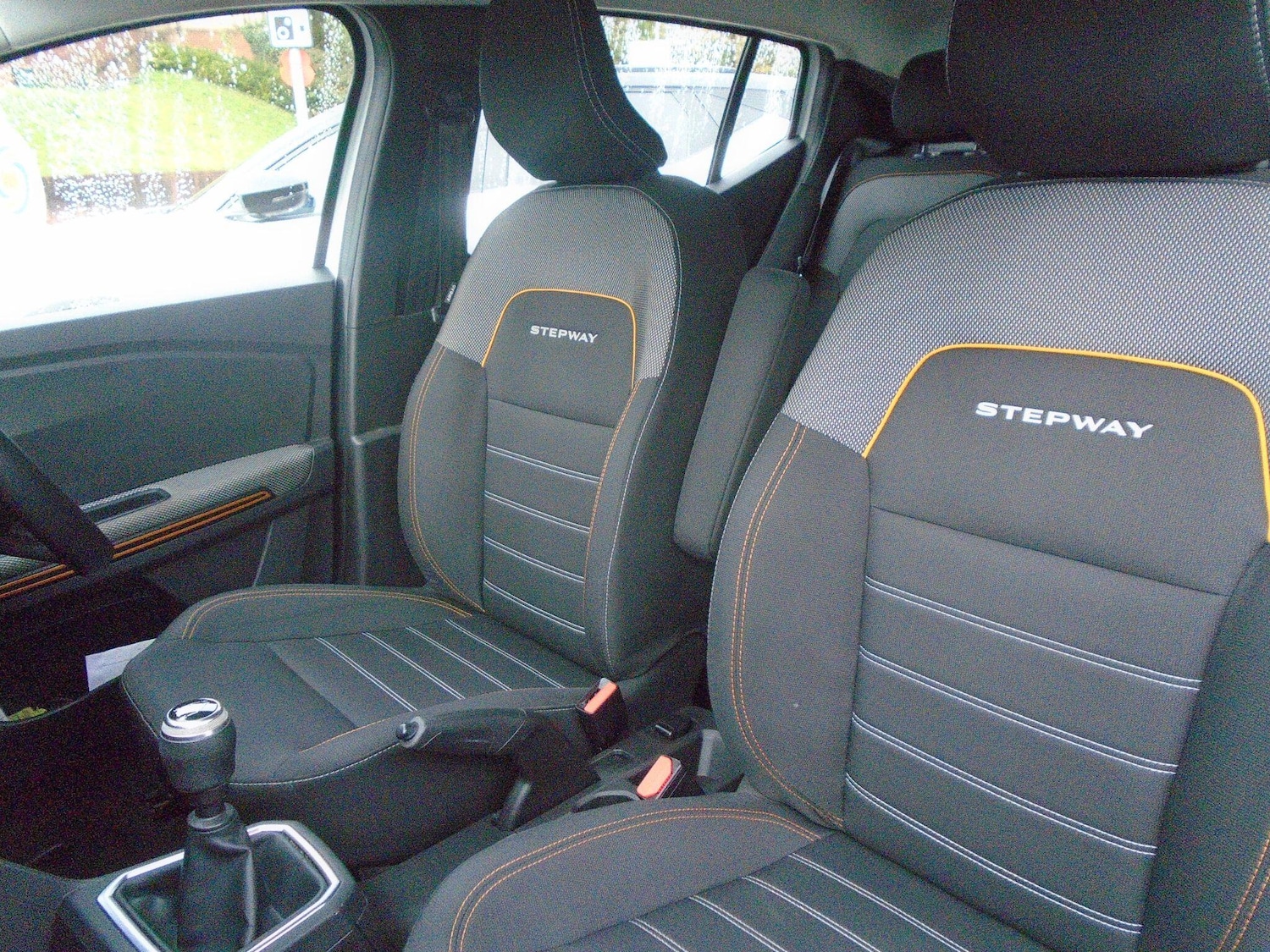 Used Dacia Sandero Stepway 2021 for sale - 76645992: Photo 30