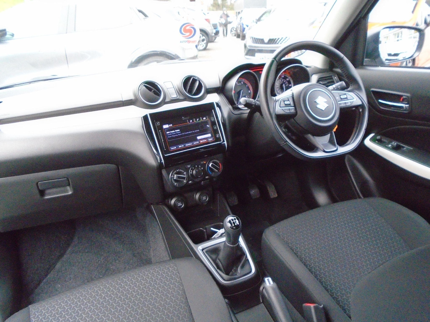 Used Suzuki Swift 2023 for sale - 76714903: Photo 24