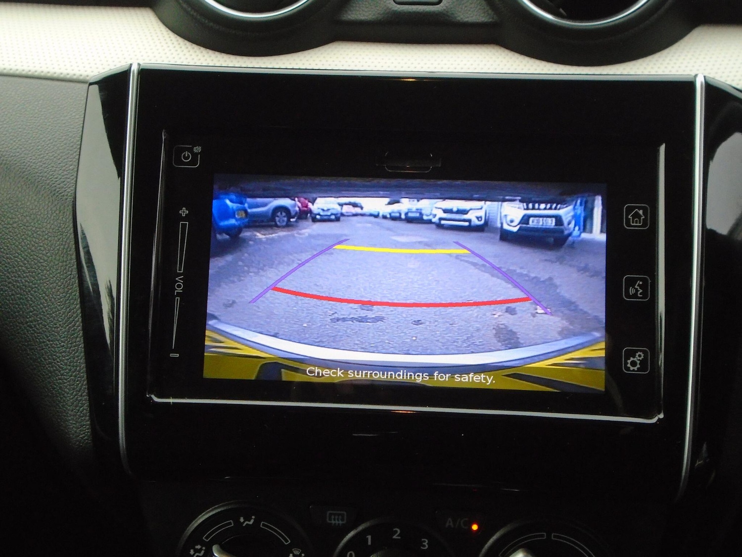 Used Suzuki Swift 2023 for sale - 76714903: Photo 33