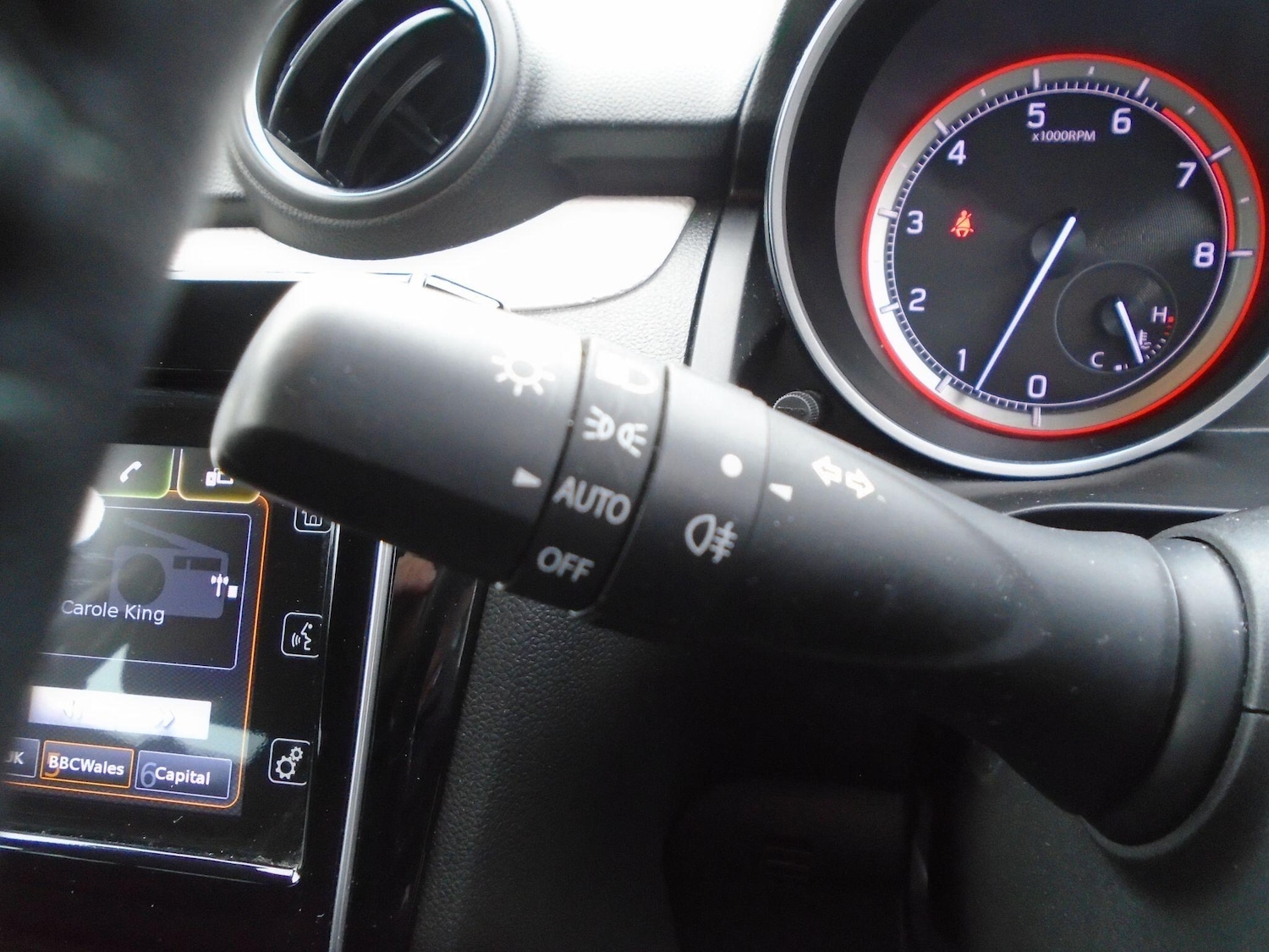 Used Suzuki Swift 2023 for sale - 76714903: Photo 38