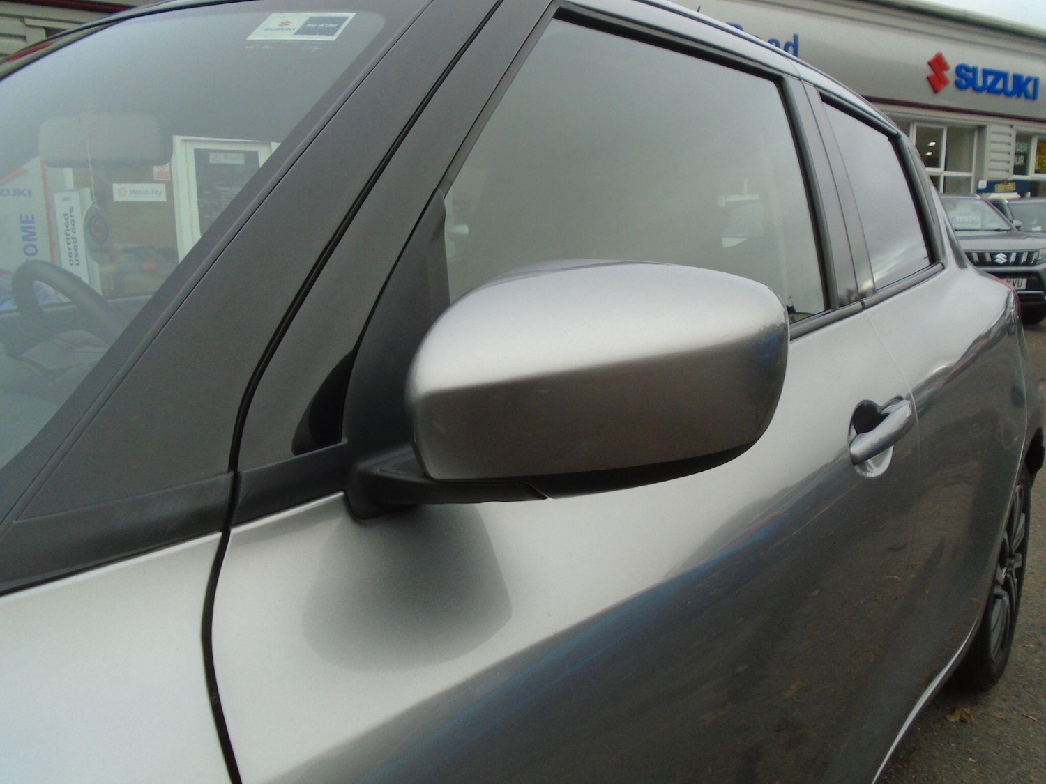 Used Suzuki Swift 2023 for sale - 76714903: Photo 7